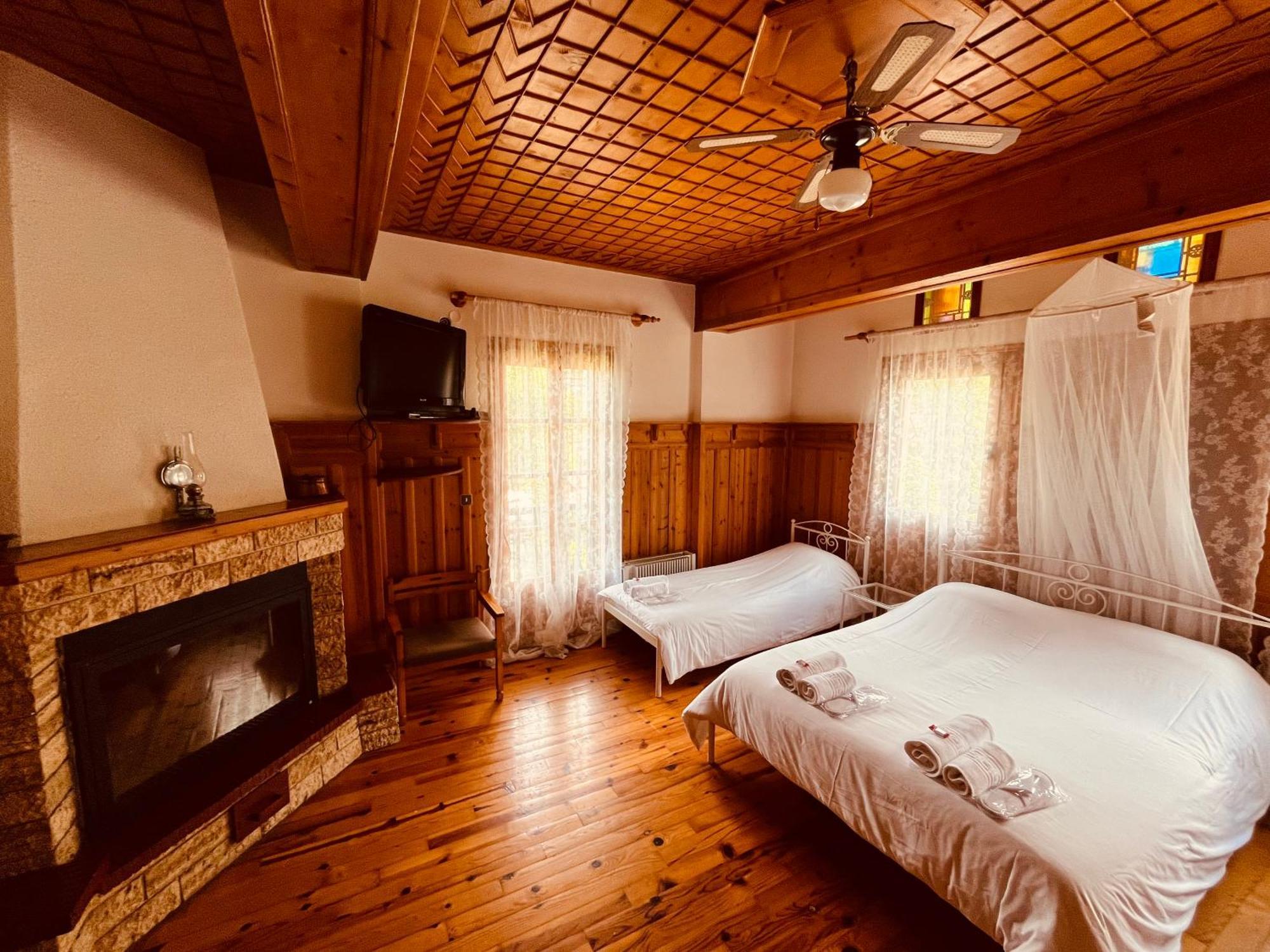 9Mouses Chasiotis Guest House Ampelakia Zewnętrze zdjęcie